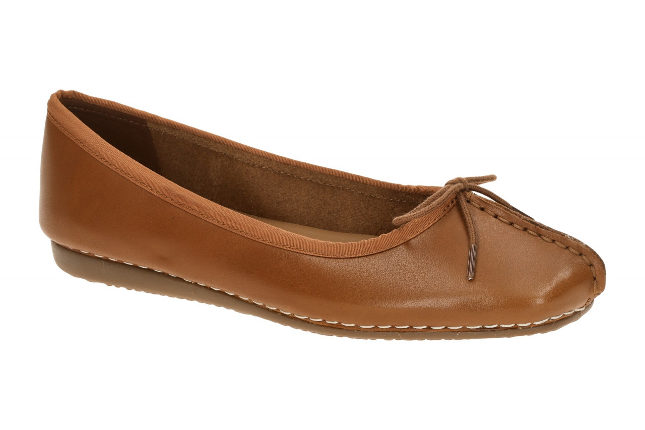 Clarks FRECKLE ICE 20352930 4 braun - Ballerina - Halbschuhe - Slipper f?r Damen 1 Clarks FRECKLE ICE 20352930 4 braun - Ballerina - Halbschuhe - Slipper f?r Damen
