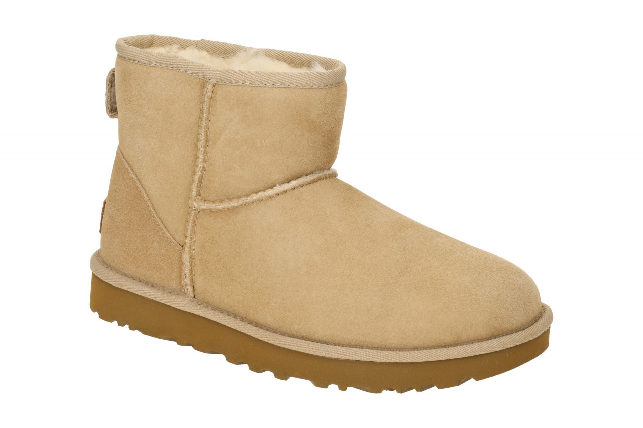 UGG 1016222 SAN Damen Winterstiefel Beige Sand flache Boots mit Warmfutter 1 UGG 1016222 SAN Damen Winterstiefel Beige Sand flache Boots mit Warmfutter