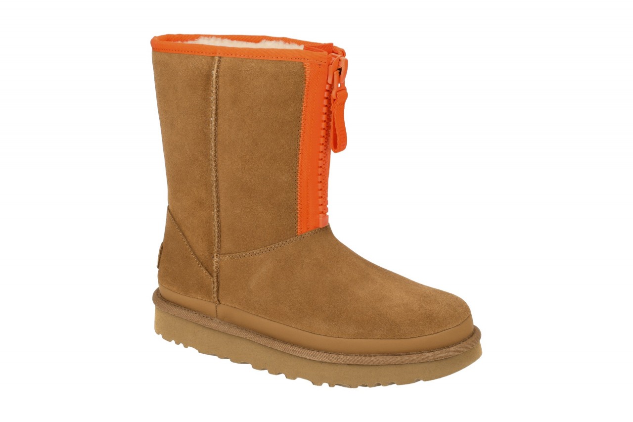 UGG 1144035 CHE Classic Short Damenstiefel Braun Schlupfstiefel mit Rei?versc... 1 UGG 1144035 CHE Classic Short Damenstiefel Braun Schlupfstiefel mit Rei?versc...